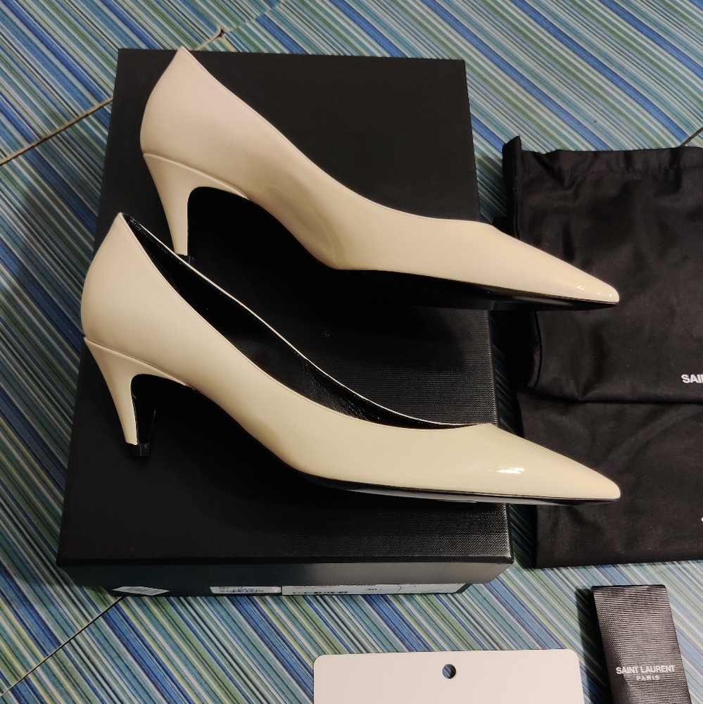 Saint Laurent, brand new, size 6 1/2 Charlotte 55 cream patent leather pump - Picture 4 of 8